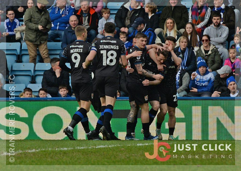 Unggul Sejak Menit Keempat, Tranmere Rovers Mesti Puas dengan Satu Poin dari Gillingham