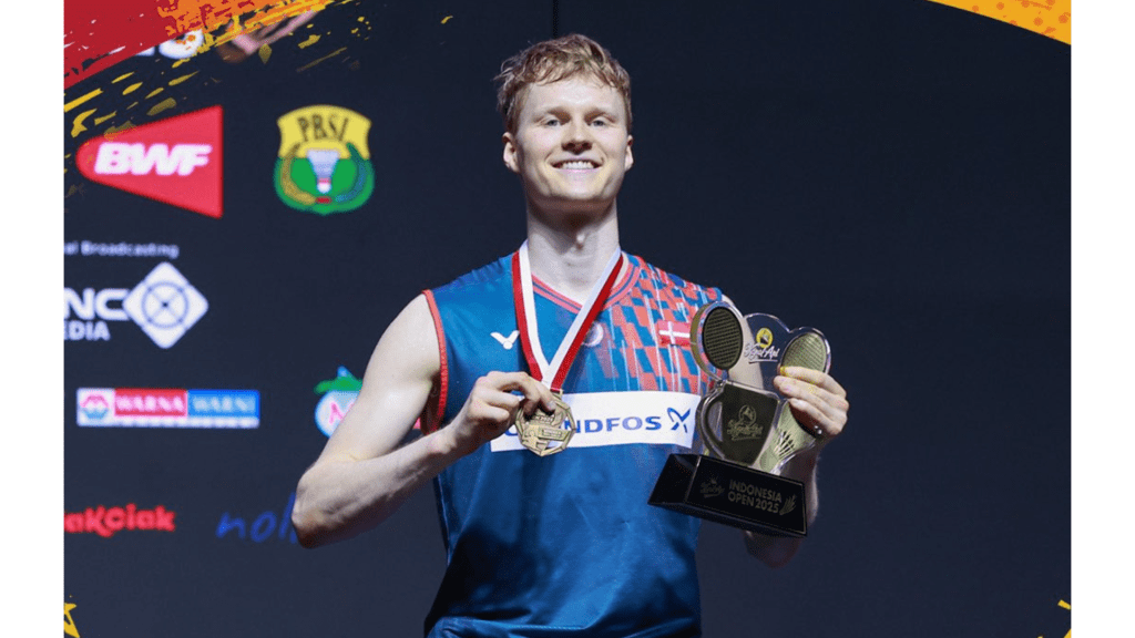 Anders “Istora Boy” Antonsen Juara Indonesia Open 2025: Dari Lupa Selebrasi hingga Painkiller