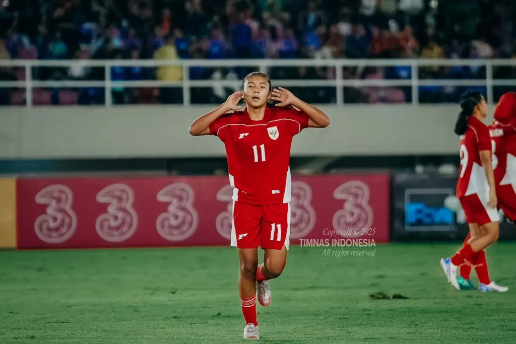 Timnas Putri U-16 Indonesia harus mengakui keunggulan Australia U-16 di babak semifinal Piala AFF Putri U-16 2025.